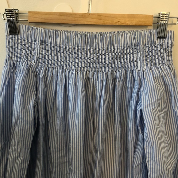 Striped off the shoulder Dress - Picture 3 of 5